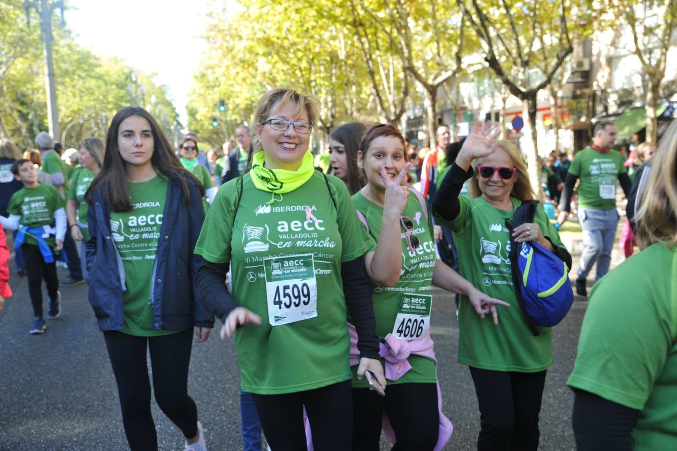 Miles de vallisoletanos se han vestido hoy de verde para salir a la calle en una marcha histórica