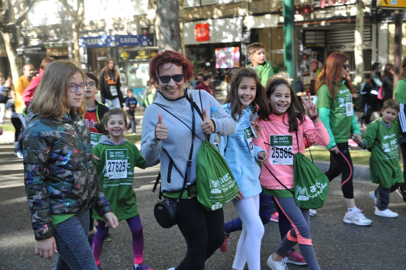 Miles de vallisoletanos se han vestido hoy de verde para salir a la calle en una marcha histórica