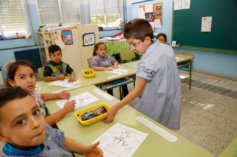 Comenzó a funcionar en el curso 1985-1986 y desde un principio trabajó en la integración de alumnos con problemas