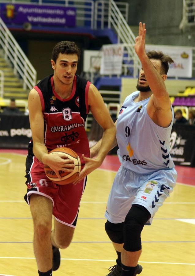 Las decisiones arbitrales en los últimos minutos impiden el triunfo de las Ardillas