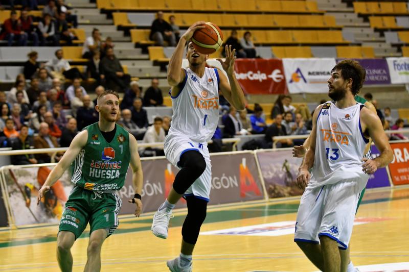 El Chocolates Trapa se impone al Levitec Huesca (64-67)