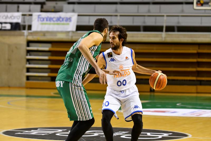 El Chocolates Trapa se impone al Levitec Huesca (64-67)