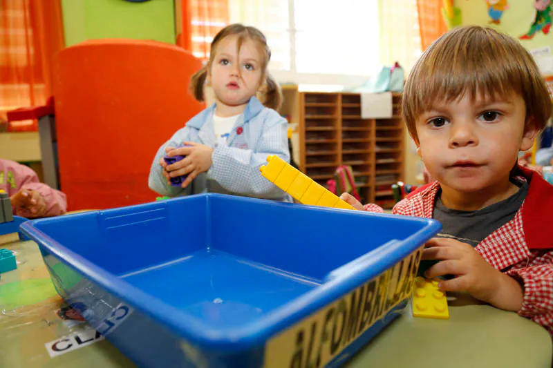 El centro, uno de los pioneros en el bilingüismo, está especializado en la atención a la diversidad y en alumnos con necesidades especiales