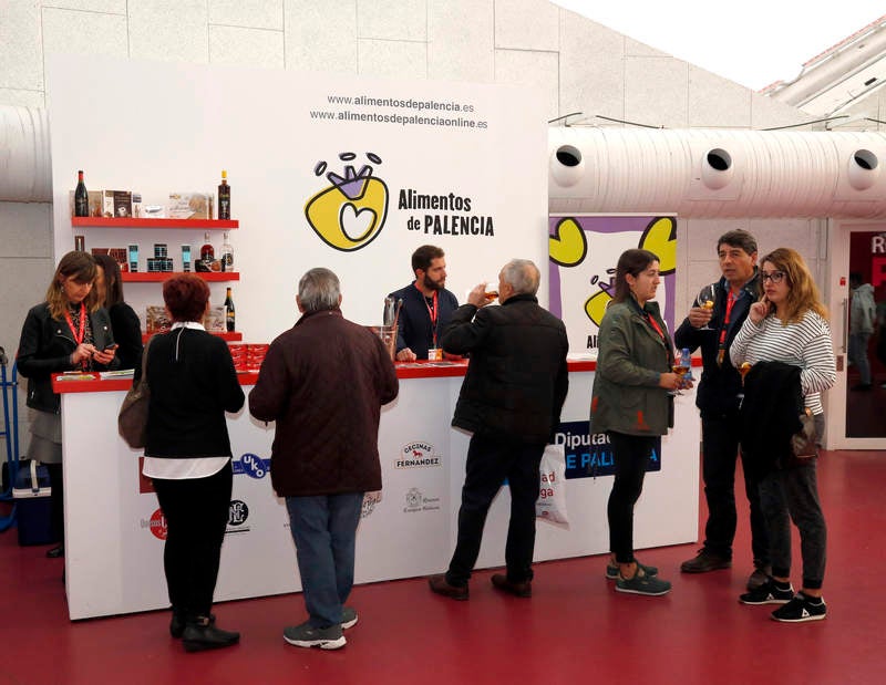 Nueve productores palentinos organizan degustaciones en el mayor 'show cooking' del mundo, que se está llevando a cabo en Valladolid