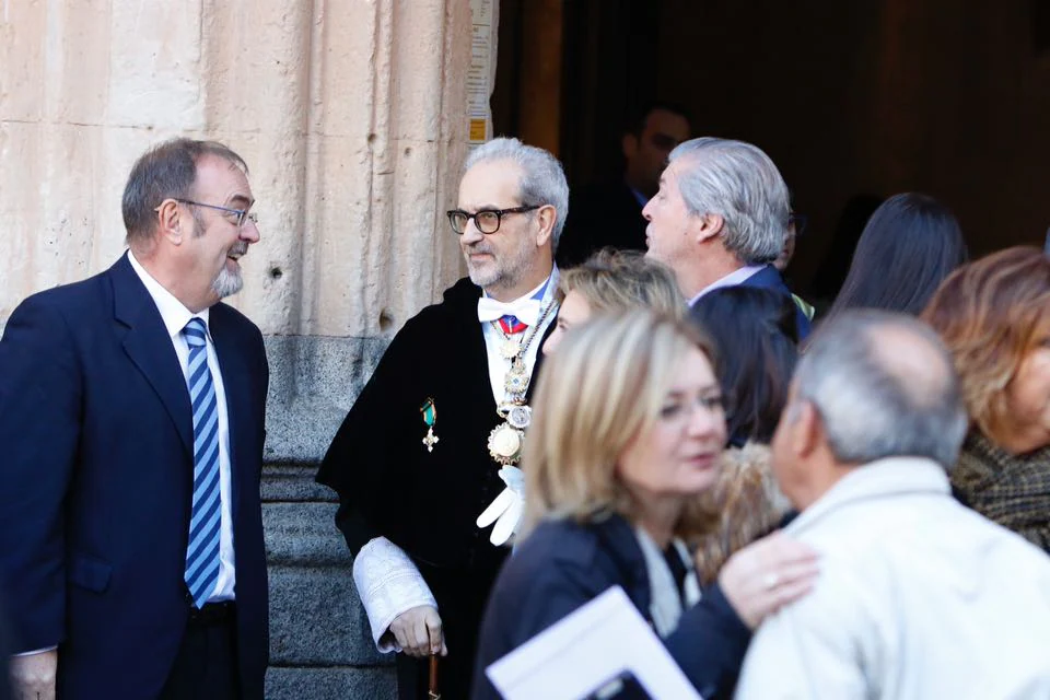 El presidente del Gobierno ha participado en la investidura de Jean Claude Juncker y Manuel Marín como honoris causa 