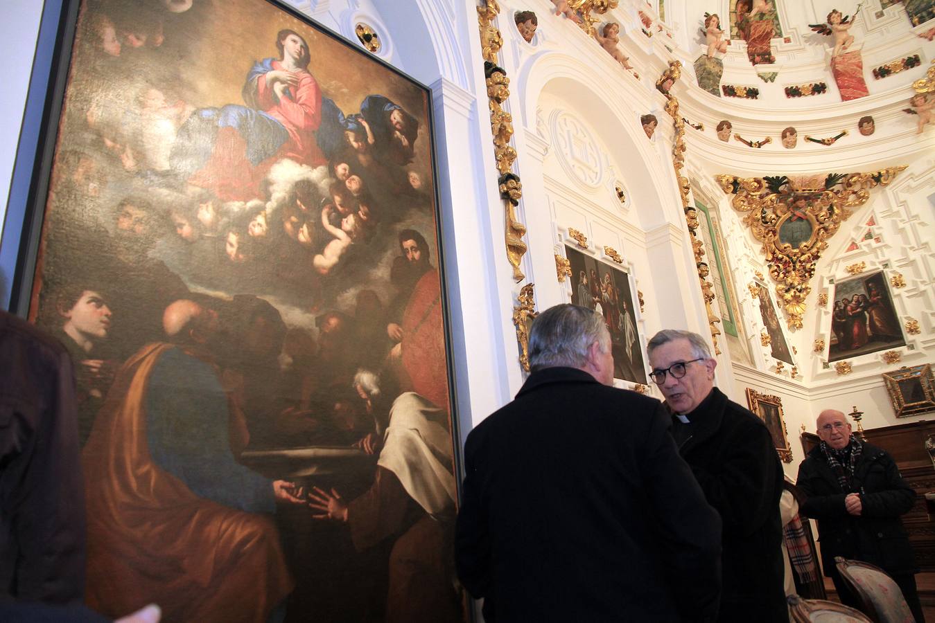 Con una inversión aproximada de 70.000 euros, las intervenciones han consistido en la reparación de los problemas de humedades y de grietas de un espacio en el que también figuran diferentes lienzos sobre la vida de la Virgen María, que también han sido rehabilitados 