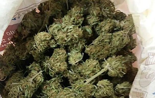 Detenidos dos jóvenes con 105 gramos de marihuana