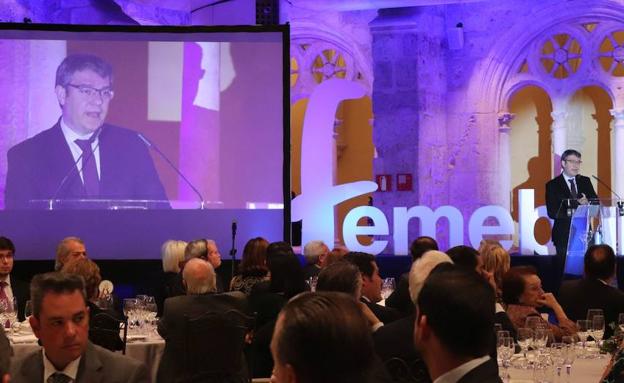 Álvaro Nadal ha estado en la cena de clausura del 40 aniversario de FEMEBU