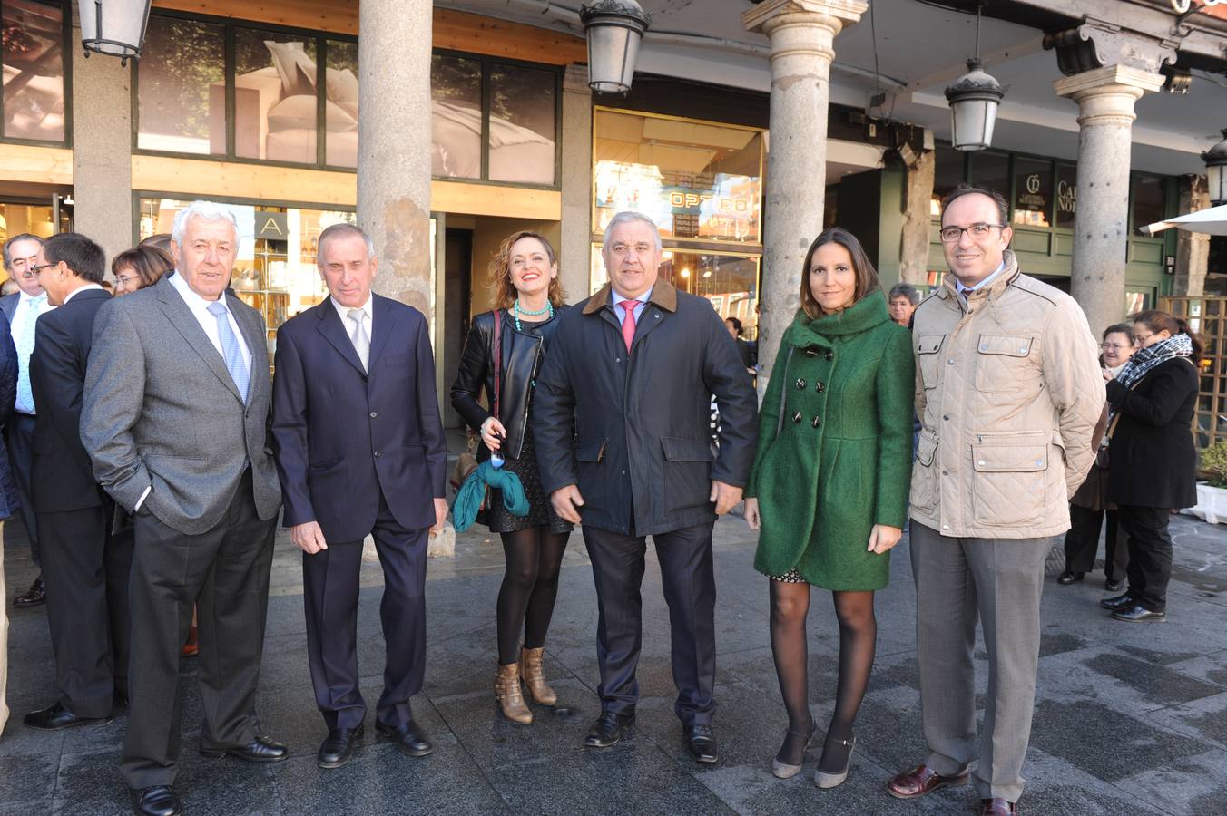 José Nieto, alcalde de Aguasal; Teófilo Arroyo, alcalde de Puras; Rebeca Herrero, concejala de Megeces; Abel Manso, alcalde de Megeces; Marta Gómez y su marido, Víctor Alonso, alcalde de Fombellida y vicepresidente de la Diputación.
