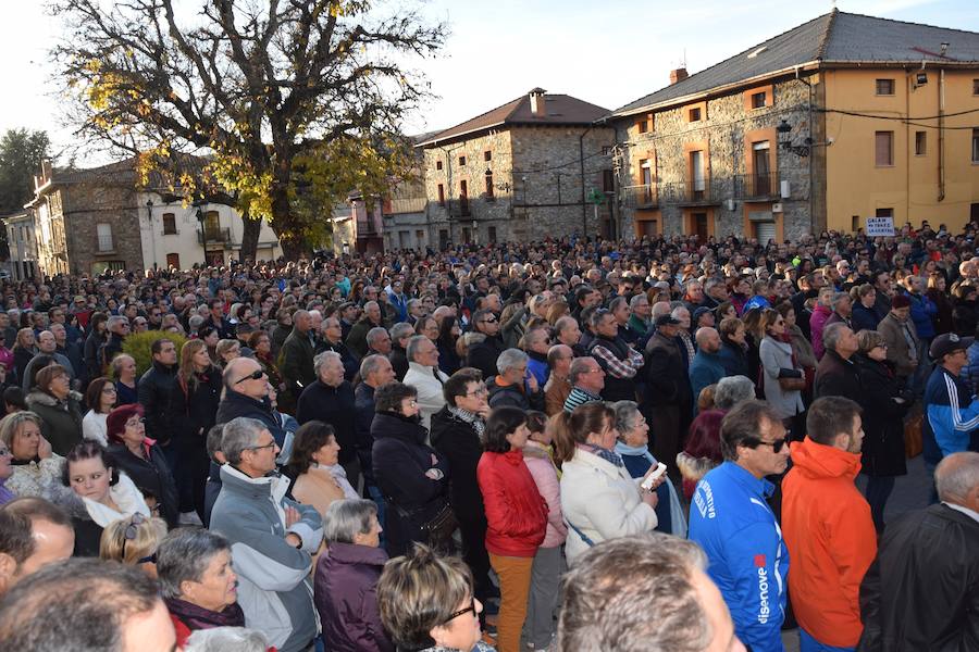 Manifestación en Velilla del Río Carrión por el cierre de la central