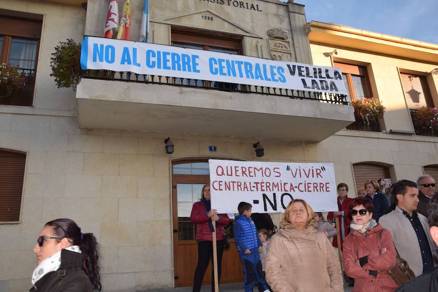 Manifestación en Velilla del Río Carrión por el cierre de la central