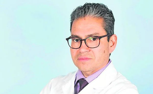 El doctor Ángel Martín Louredo. 