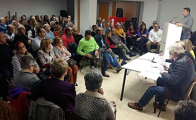 Reunión de la agrupación Jaime Vera de anoche.