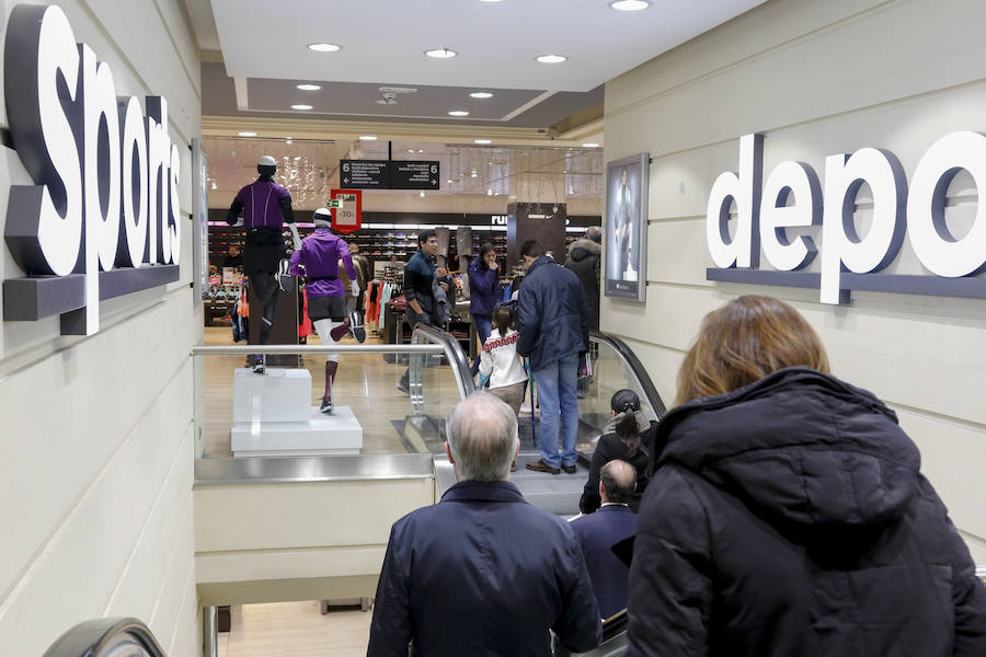 El Black Friday llena las tiendas en Salamanca