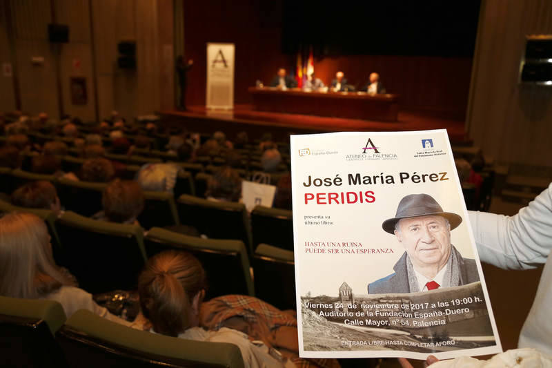 Presentacion del libro de José María Pérez Peridis &#039;Hasta una ruina puede ser esperanza&#039;