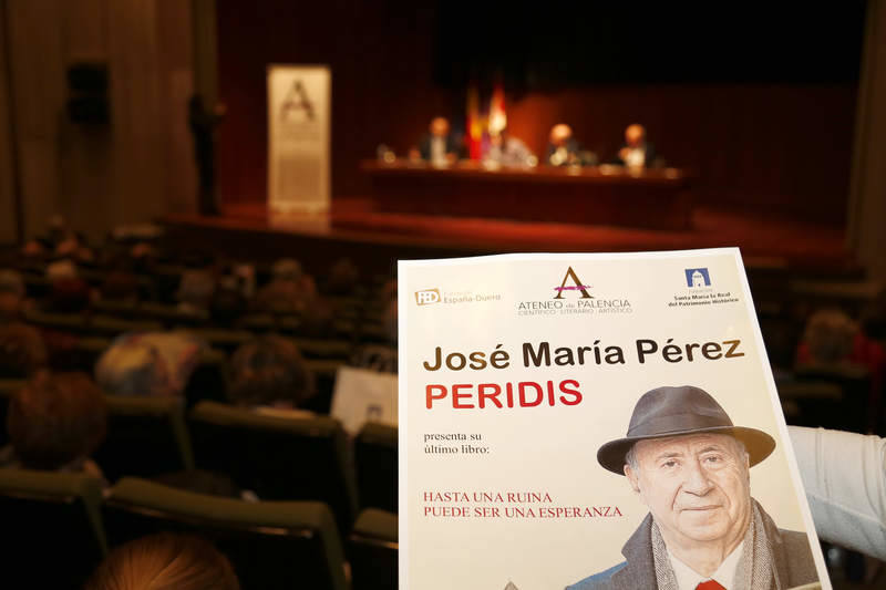 Presentacion del libro de José María Pérez Peridis &#039;Hasta una ruina puede ser esperanza&#039;