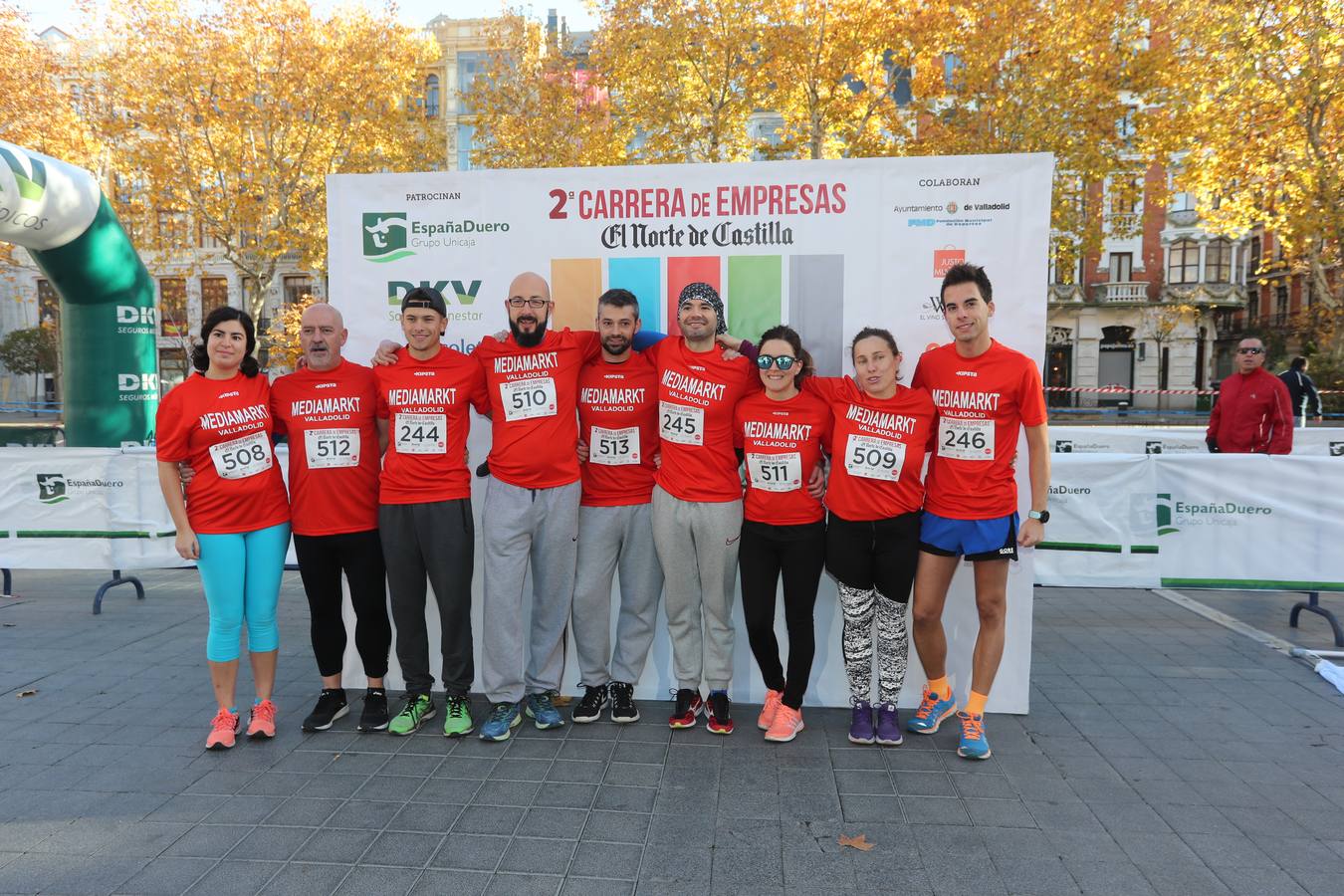 Photocall y salida de la II Carrera de Empresas de El Norte de Castilla