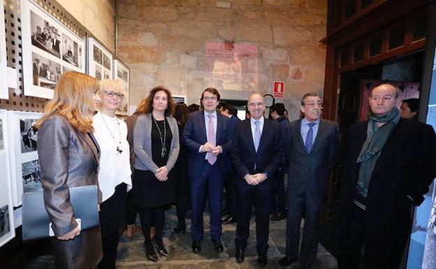 La consejera de Cultura, María Josefa García Cirac, junto al alcalde, el presidente de la Diputación y el delegado de la Junta.