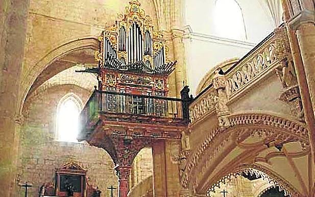 Órgano de la iglesia de San Hipólito el Real de Támara. :
