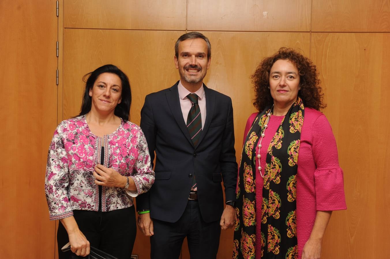 Ángeles Leonardo, Santiago Mora y Josefina Vila.