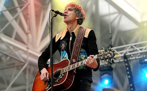 Mikel Erentxun fue el encargado de inaugurar y romper el hielo del festival. 