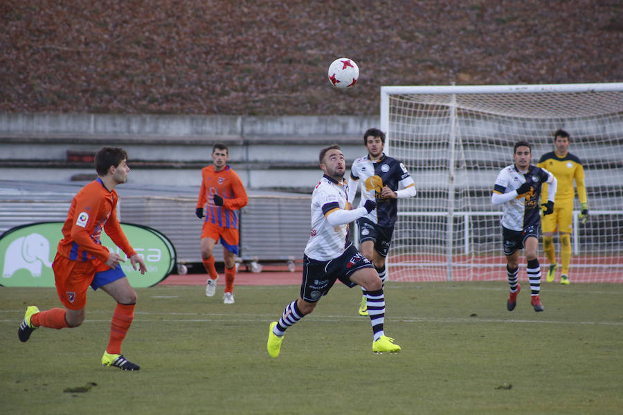 Partido entre Unionistas CF y el Burgos Promesas 2000