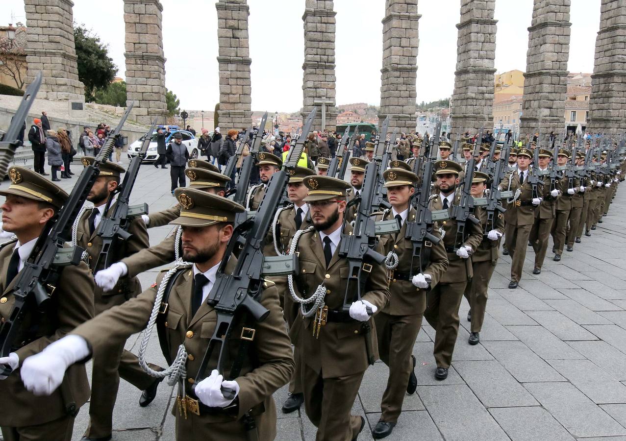 99 personas han sellado su compromiso con la defensa de España y de sus valores