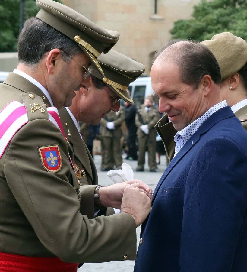 99 personas han sellado su compromiso con la defensa de España y de sus valores