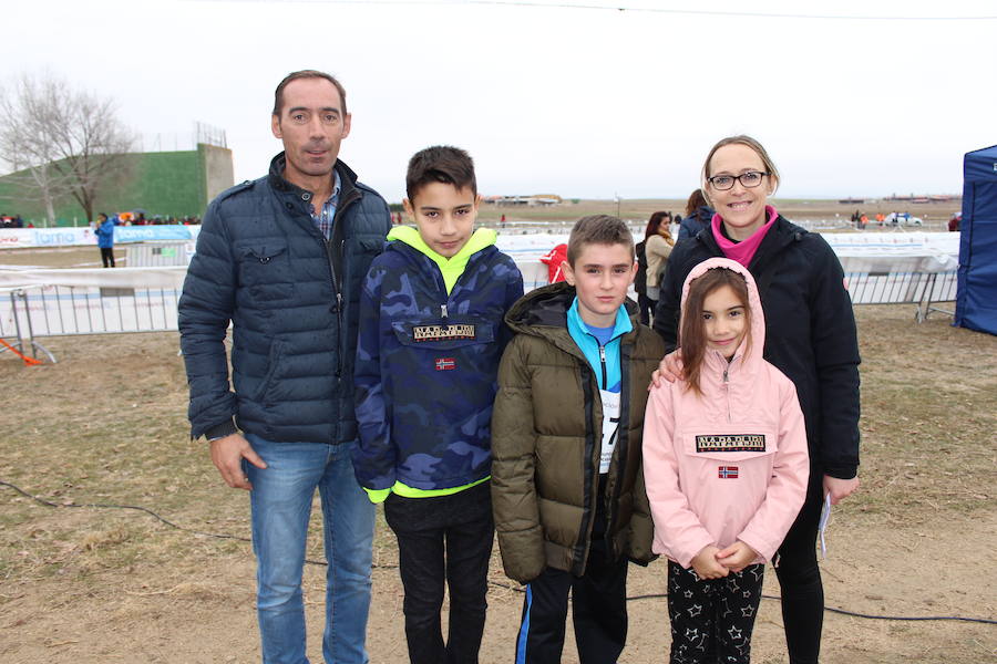 Participantes en el cross de Cantimpalos