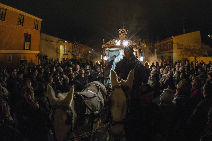 Virgen de los Pegotes en Nava del Rey