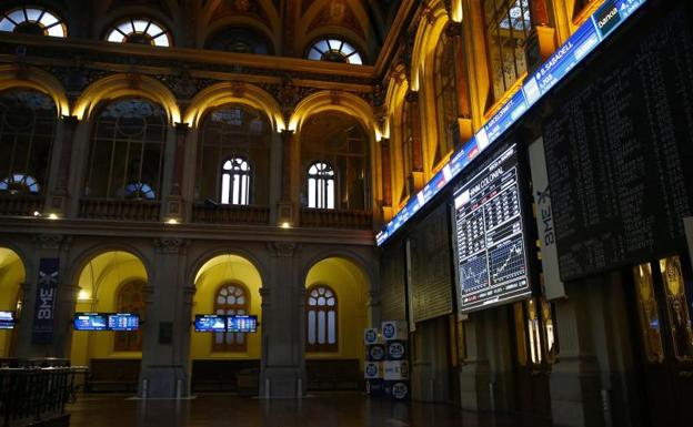 Interior de la Bolsa de Madrid.