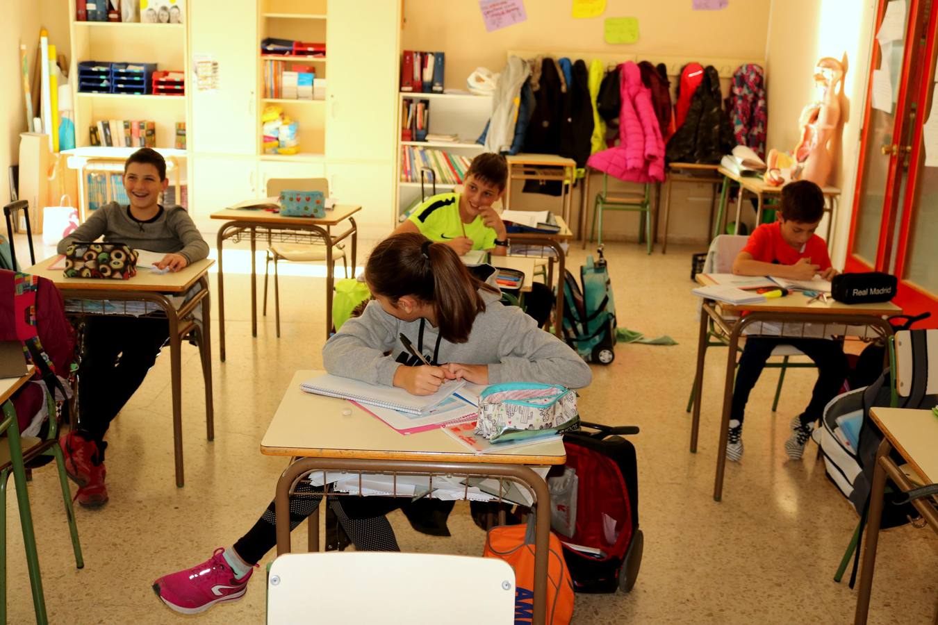 El centro cuenta con 96 alumnos integrados en Educación Infantil hasta sexto de Primaria