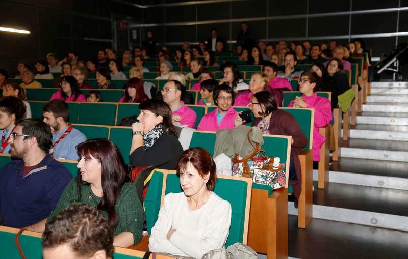 El centro cultural Lecrác ha sido el escenario de la celebración del Día Internacional del Voluntario que promueve la Plataforma de Voluntariado