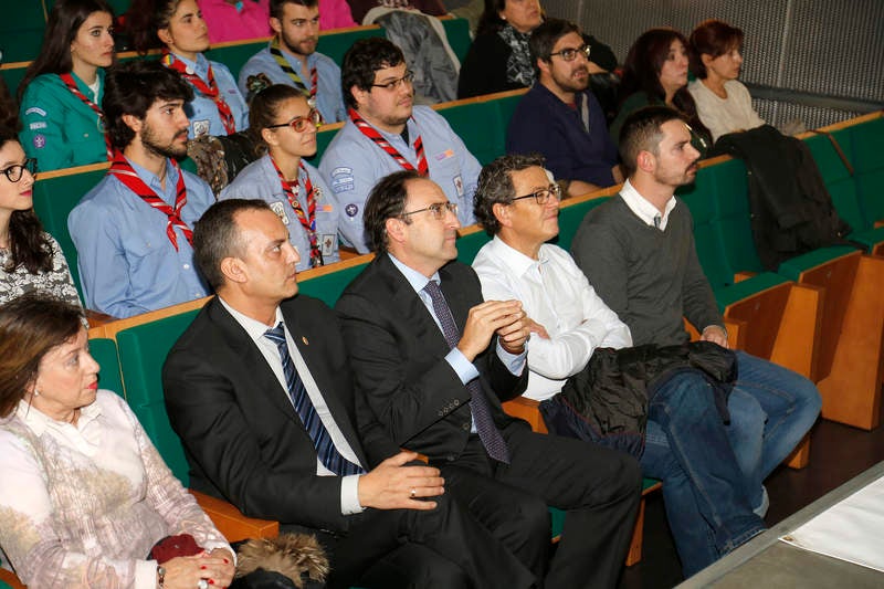 El centro cultural Lecrác ha sido el escenario de la celebración del Día Internacional del Voluntario que promueve la Plataforma de Voluntariado