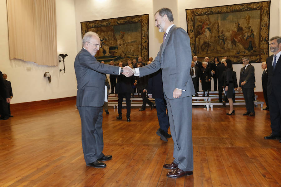 El Rey preside en la USal la presentación del Diccionario Panhispánico Jurídico