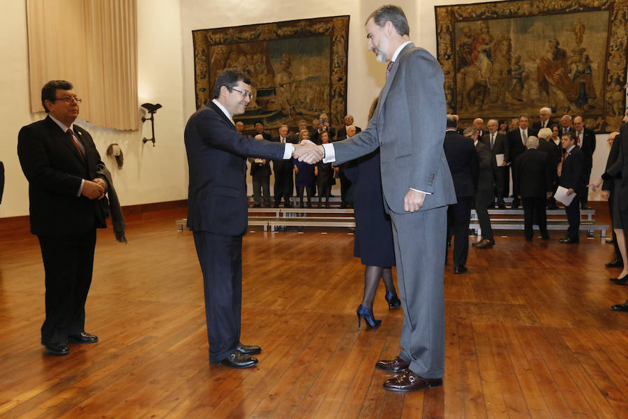 El Rey preside en la USal la presentación del Diccionario Panhispánico Jurídico