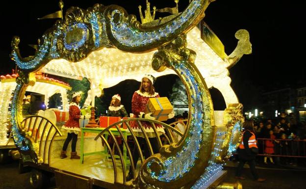 ‘Aladdin’ protagonizará hoy la ‘Cabalgaza’ de Papá Noel en Valladolid