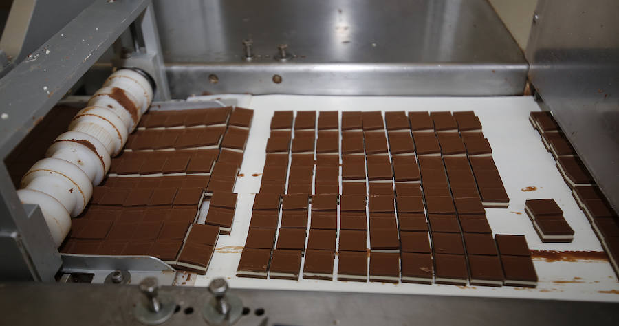 Así es la fábrica Chocolates Trapa por dentro