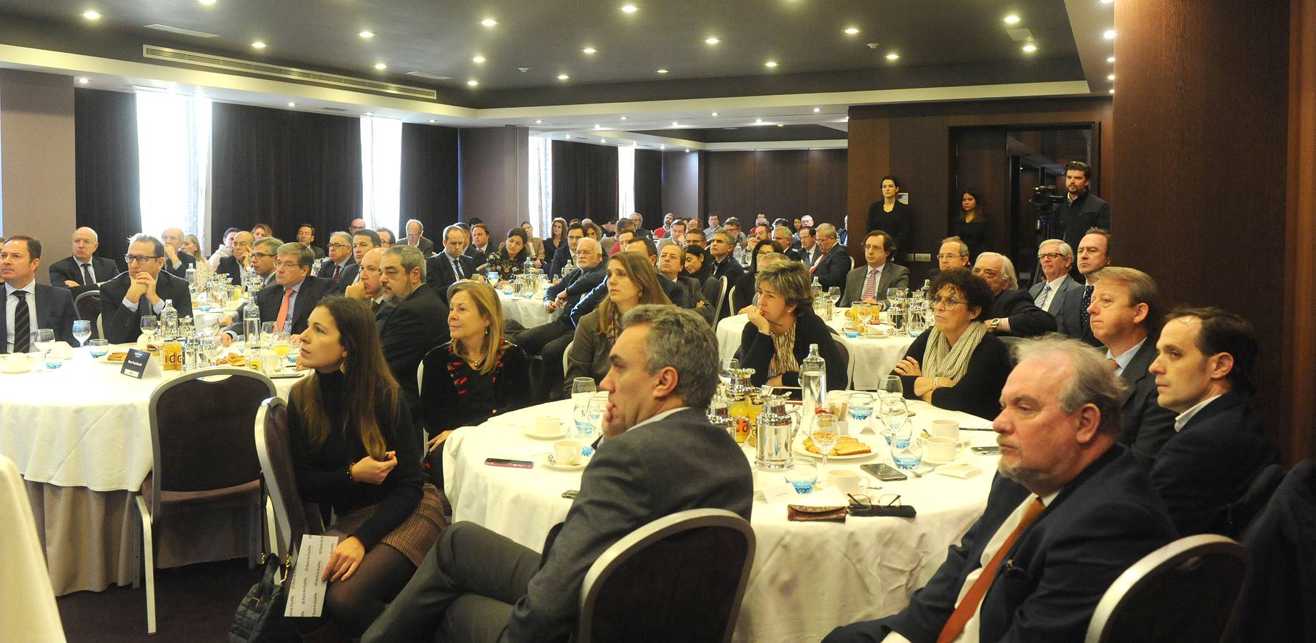 El profesor analiza en la jornada diferentes aspectos del liderazgo empresarial