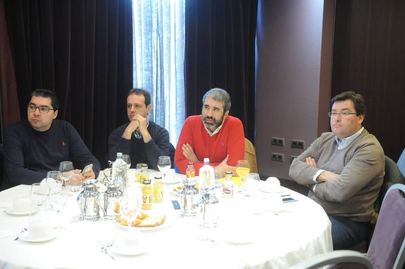 El profesor analiza en la jornada diferentes aspectos del liderazgo empresarial