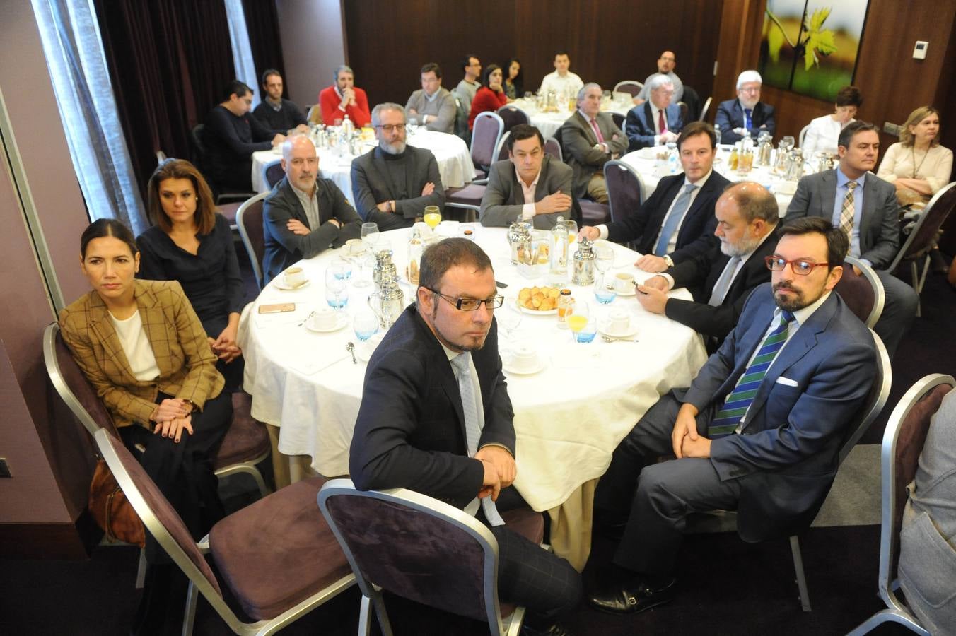 El profesor analiza en la jornada diferentes aspectos del liderazgo empresarial