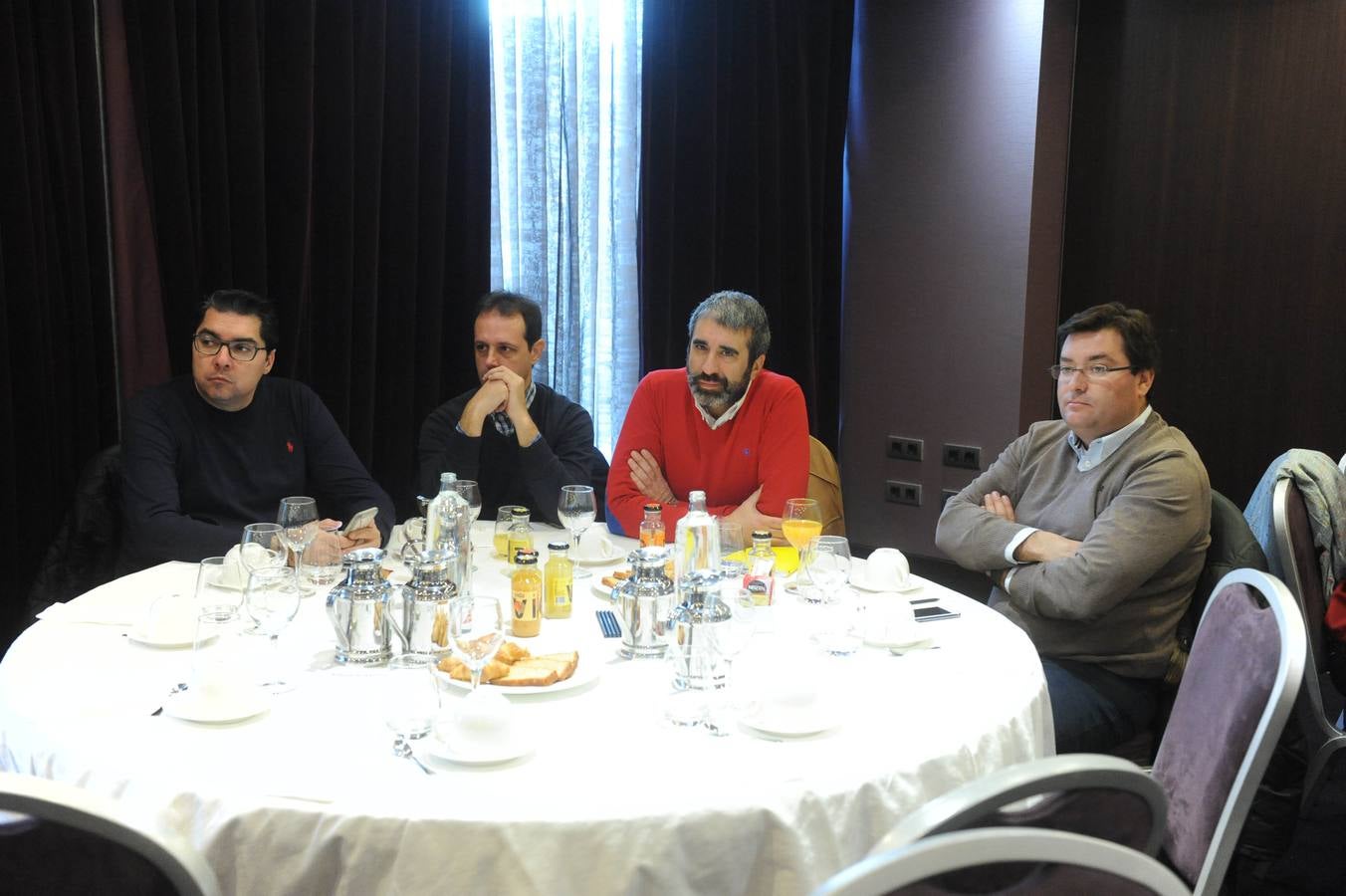 El profesor analiza en la jornada diferentes aspectos del liderazgo empresarial