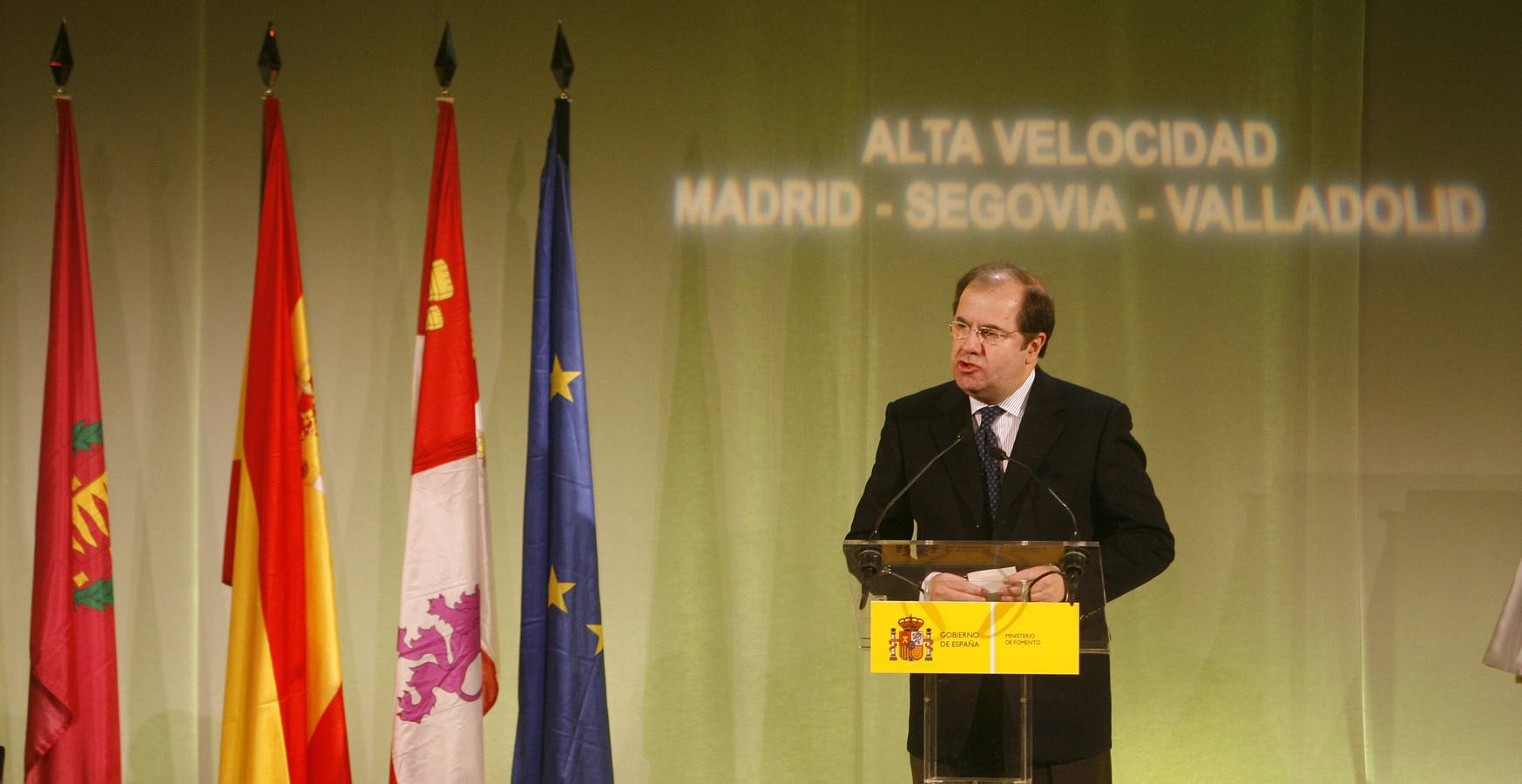 El presidente de la Junta, Juan Vicente Herrera, durante la inauguración.
