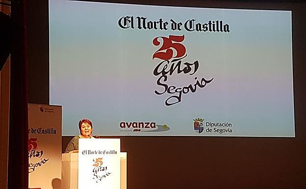 La alcaldesa de Segovia, Clara Luquero, durante la gala. 