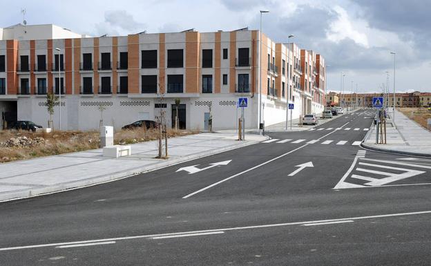 Bloque de viviendas en el barrio de Comunidad de Ciudad y Tierra de Segovia. 