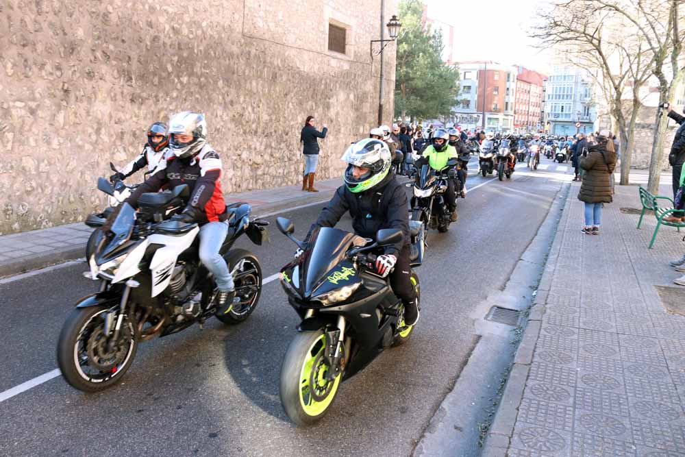 Cerca de 1.000 moteros han participado en la campaña solidaria del Real Moto Club Burgalés