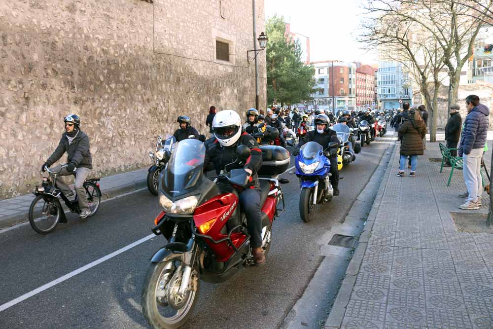 Cerca de 1.000 moteros han participado en la campaña solidaria del Real Moto Club Burgalés