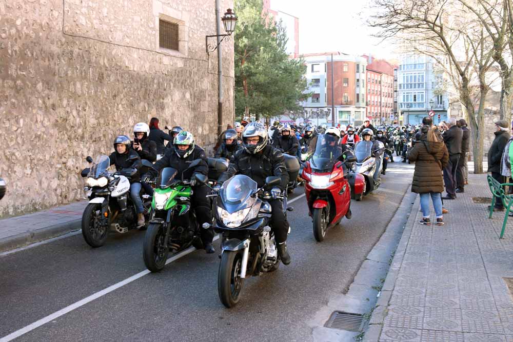 Cerca de 1.000 moteros han participado en la campaña solidaria del Real Moto Club Burgalés