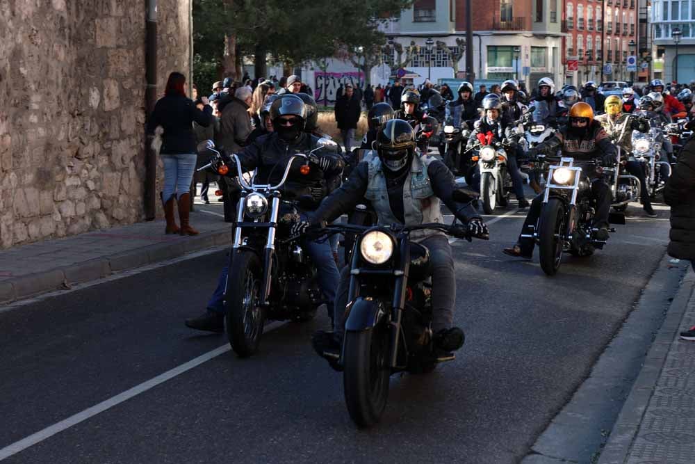 Cerca de 1.000 moteros han participado en la campaña solidaria del Real Moto Club Burgalés