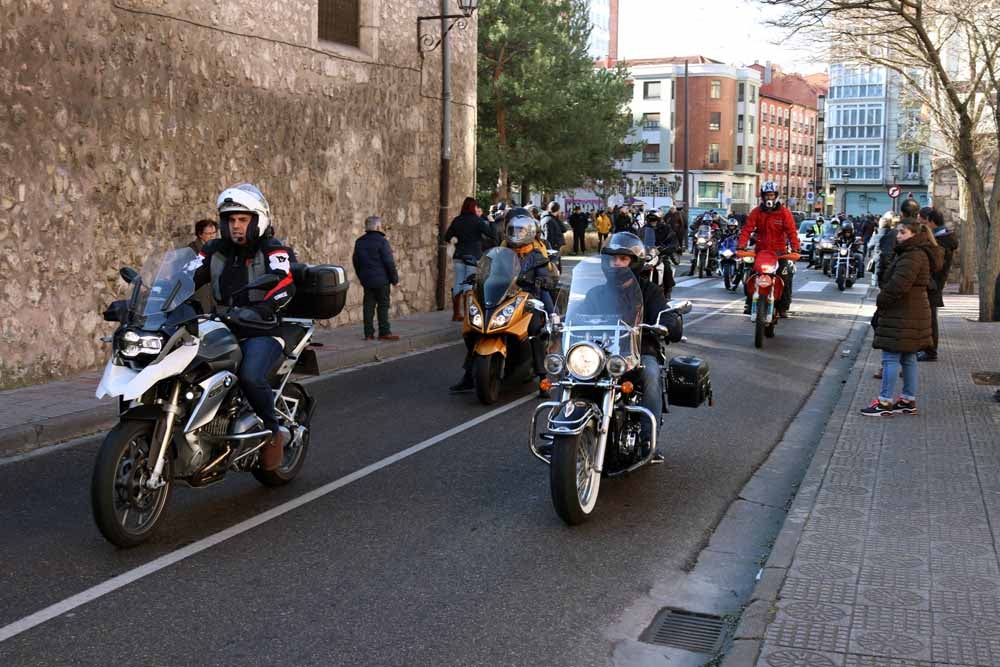 Cerca de 1.000 moteros han participado en la campaña solidaria del Real Moto Club Burgalés